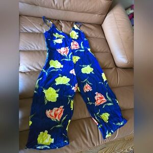 1 piece jumper (shin length) - Size L